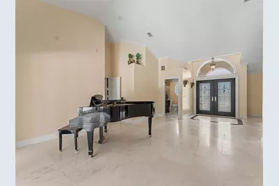 6626 Crescent Lake Drive, Lakeland, FL 33813 - Photo 10