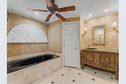 6626 Crescent Lake Drive, Lakeland, FL 33813 - Photo 20