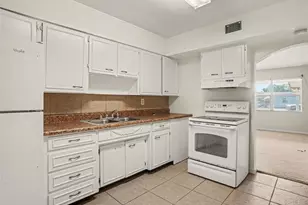 423 Nansemond Ave, Lakeland, FL 33801 - Photo 12