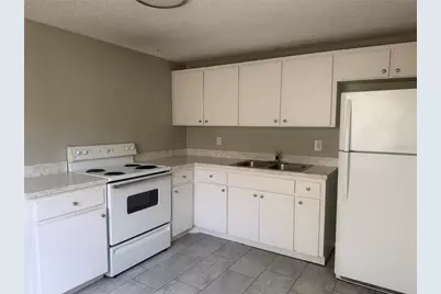 1004 W McLendon Street, Plant City, FL 33563 - Photo 4