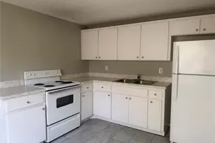 1004 W McLendon St, Plant City, FL 33563 - Photo 4
