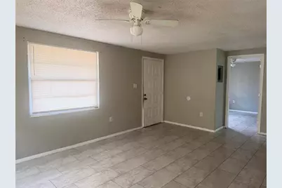 1004 W McLendon Street, Plant City, FL 33563 - Photo 6