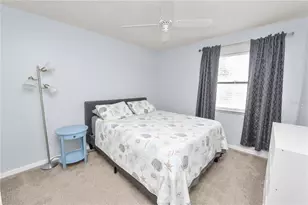 1224 Rainbrook Cir, Valrico, FL 33596 - Photo 38