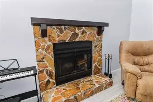 1224 Rainbrook Cir, Valrico, FL 33596 - Photo 24