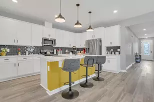 6213 Dolostone Dr, Lakeland, FL 33811 - Photo 6