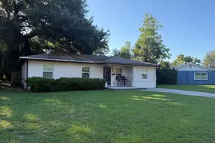 3142 Henderson Cir W, Lakeland, FL 33803 - Photo 10