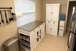 3142 Henderson Cir W, Lakeland, FL 33803 - Photo 8