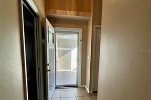 2160 Sunstone Dr, Lakeland, FL 33813 - Photo 6