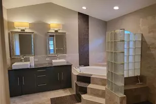 1474 Longoak Dr S, Lakeland, FL 33811 - Photo 16