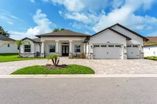 2729 Sunrise Landing Ln, Lakeland, FL 33812 - Photo 1