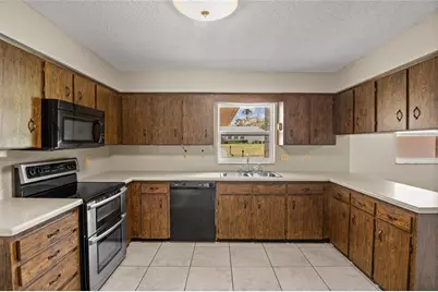 2024 Charnes Court, Lakeland, FL 33813 - Photo 6