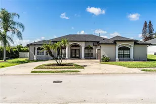 2205 Chesterfield Cir, Lakeland, FL 33813 - Photo 84