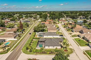 2205 Chesterfield Cir, Lakeland, FL 33813 - Photo 68