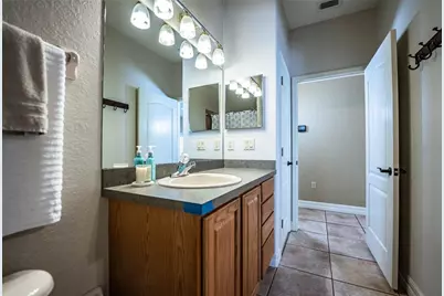 2205 Chesterfield Circle, Lakeland, FL 33813 - Photo 12