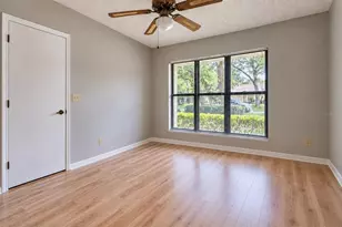 1749 Lady Bower's Trail, Lakeland, FL 33809 - Photo 32