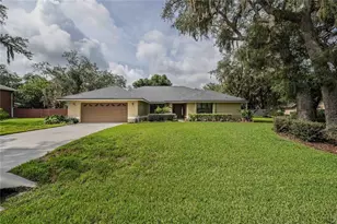 1749 Lady Bower's Trail, Lakeland, FL 33809 - Photo 1
