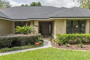 1749 Lady Bower's Trail, Lakeland, FL 33809 - Photo 2