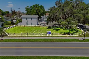 702 Ave A, Winter Haven, FL 33880 - Photo 1