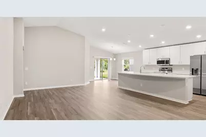 617 Cypress Creek Run, Saint Cloud, FL 34771 - Photo 4