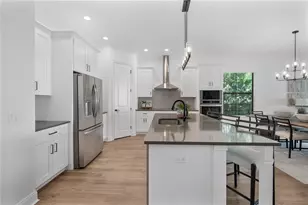 2403 Derbyshire Ave, Lakeland, FL 33803 - Photo 10