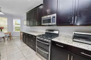 8775 Sentiero Dr, Land O Lakes, FL 34637 - Photo 30
