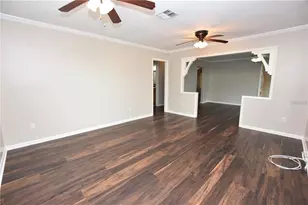 928 E Valencia St, Lakeland, FL 33805 - Photo 4