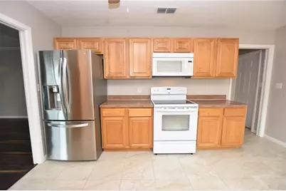 928 E Valencia Street, Lakeland, FL 33805 - Photo 8
