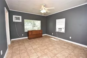 928 E Valencia St, Lakeland, FL 33805 - Photo 32