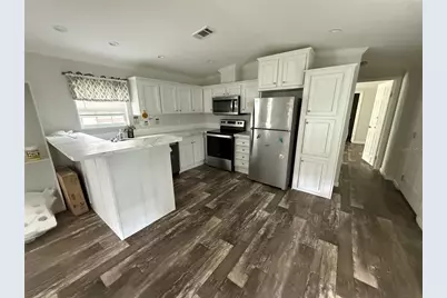 3035 Crystal Hills Drive, Lakeland, FL 33801 - Photo 10