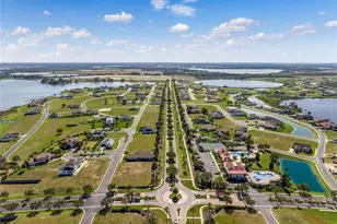 535 Adams View Ln, Auburndale, FL 33823 - Photo 1