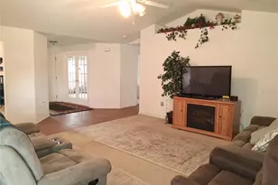 6759 Ashbury Dr, Lakeland, FL 33809 - Photo 2
