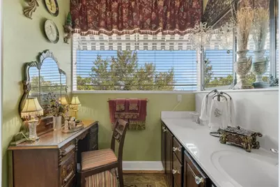 2015 E Beacon By Way, Lakeland, FL 33803 - Photo 18