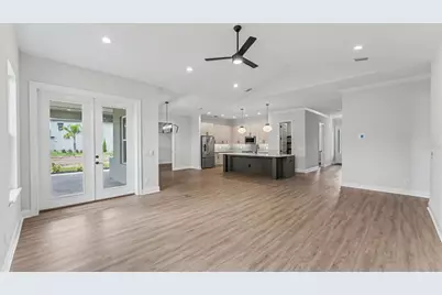 5367 Clubhouse Hills Lane, Lakeland, FL 33812 - Photo 4