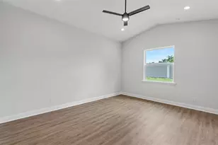 5367 Clubhouse Hills Ln, Lakeland, FL 33812 - Photo 16