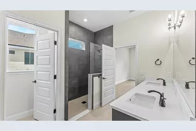 5367 Clubhouse Hills Lane, Lakeland, FL 33812 - Photo 22