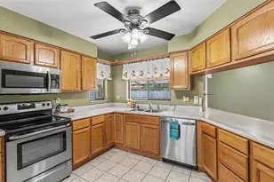 2208 Groveglen Cir, Lakeland, FL 33812 - Photo 12