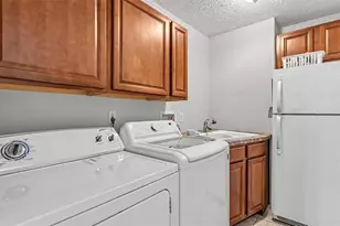 2208 Groveglen Cir, Lakeland, FL 33812 - Photo 16