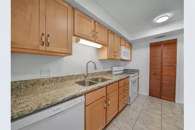 1130 N Lake Parker Avenue #A301, Lakeland, FL 33805 - Photo 6