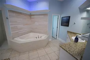 2325 Chesterfield Cir, Lakeland, FL 33813 - Photo 12