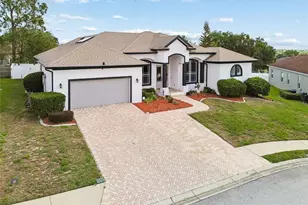 2325 Chesterfield Cir, Lakeland, FL 33813 - Photo 2