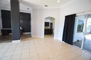 2325 Chesterfield Cir, Lakeland, FL 33813 - Photo 8