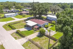 2510 Island Oaks E, Lakeland, FL 33805 - Photo 20