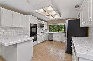 815 Lake Ned Rd, Winter Haven, FL 33884 - Photo 10