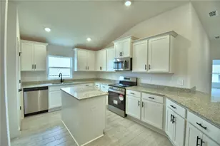 4616 Calamint Ln, Auburndale, FL 33823 - Photo 8