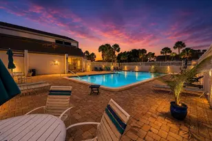 2117 Lakewood Club Dr S, Saint Petersburg, FL 33712 - Photo 6