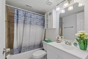 2117 Lakewood Club Dr S, Saint Petersburg, FL 33712 - Photo 50
