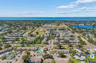 2117 Lakewood Club Dr S, Saint Petersburg, FL 33712 - Photo 74