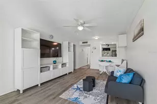 2117 Lakewood Club Dr S, Saint Petersburg, FL 33712 - Photo 16