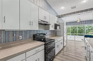 549 Peninsular Dr, Lakeland, FL 33813 - Photo 8