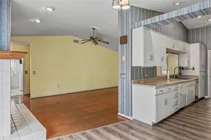 549 Peninsular Dr, Lakeland, FL 33813 - Photo 14